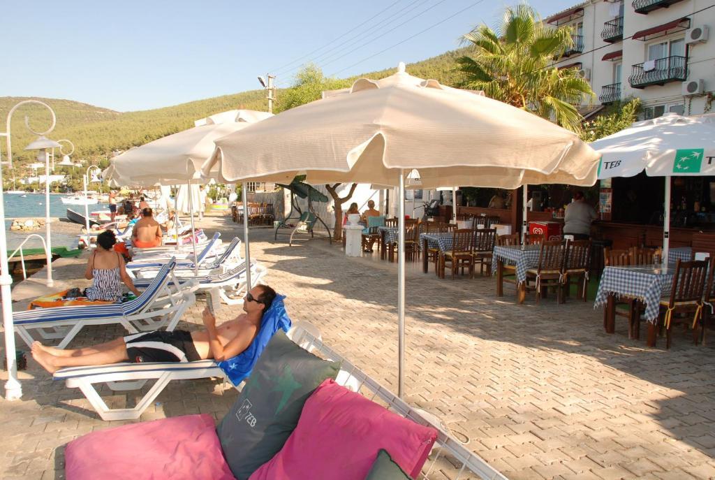 Akyali Hotel Guvercinlik  ภายนอก รูปภาพ