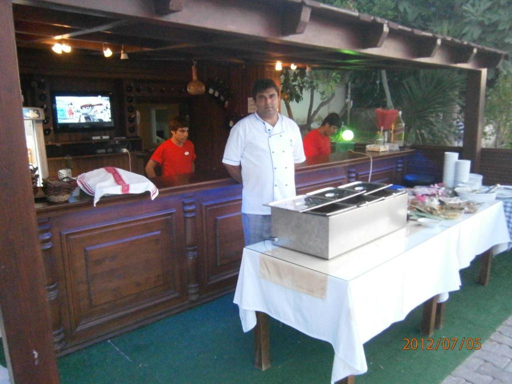 Akyali Hotel Guvercinlik  ภายนอก รูปภาพ